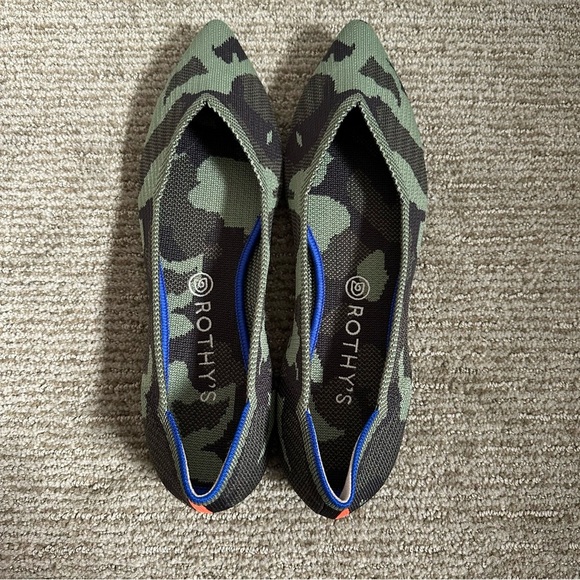 ROTHY’S The Point Olive Green Camo Pointed Toe Slip On Flats Size 12 - Picture 10 of 10